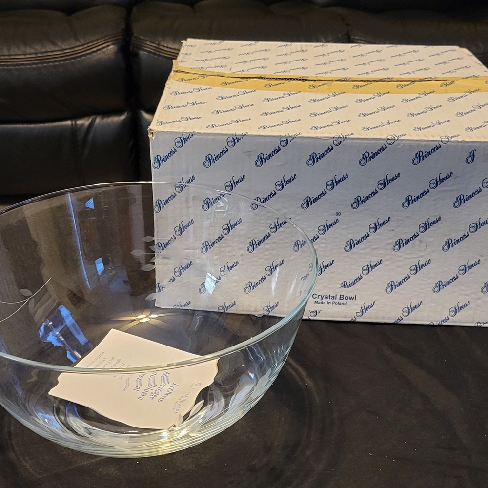 NEW Princess House Heritage Crystal Bowl
